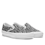 CDG Vans Slip-On Sneakers White - Image 2